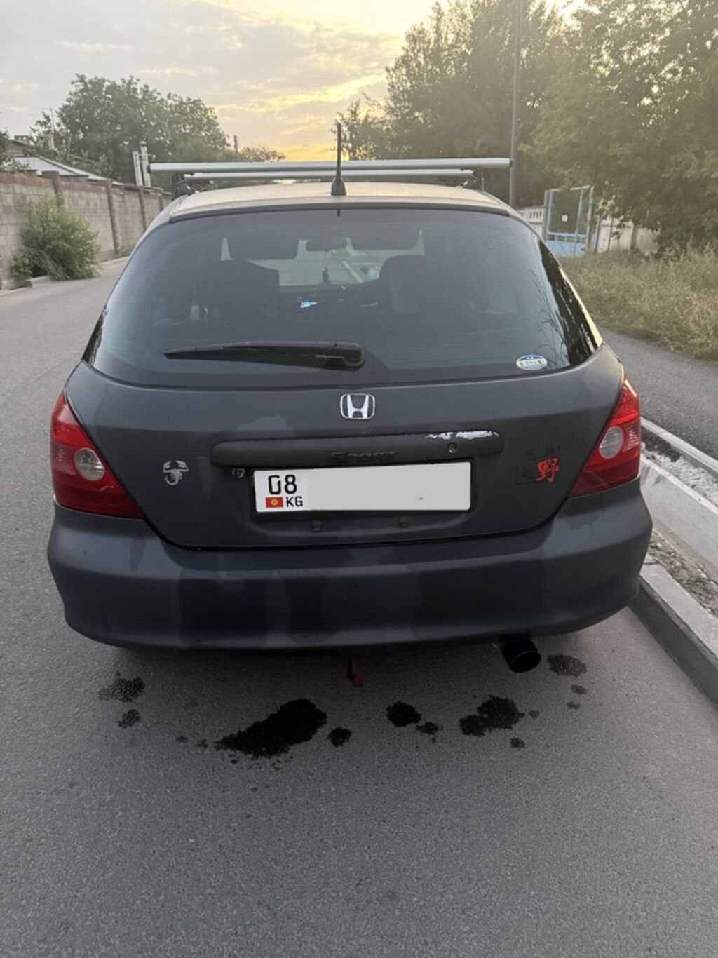Honda Civic: 2001 г., 1.5 л, Вариатор, Бензин, Хэтчбэк: фото 3