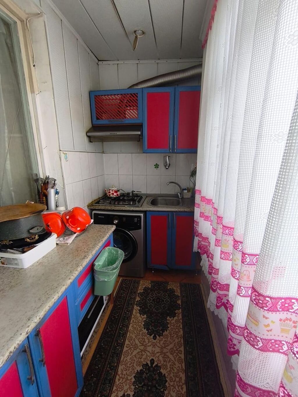 Bakı, 6-cı mikrorayon, 3 otaqlı, Köhnə tikili, m. Nəsimi, 60 kv. m
