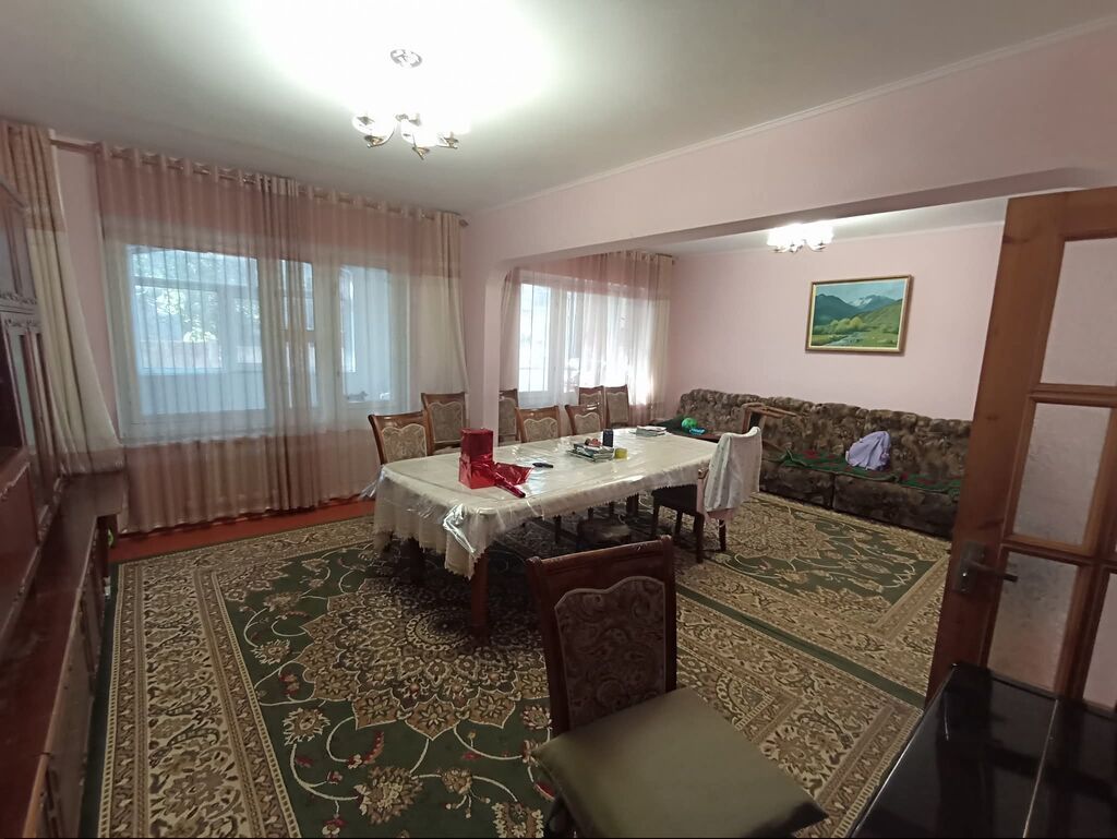 Продам 2 эт. дом участком 9 сот. мкр. Учкун. ул: фото 2