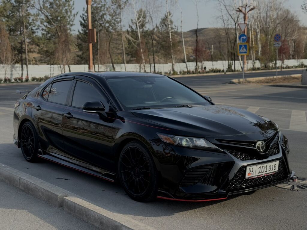 Toyota Camry: 2022 г., 3.5 л, Автомат, Бензин, Седан: фото 4