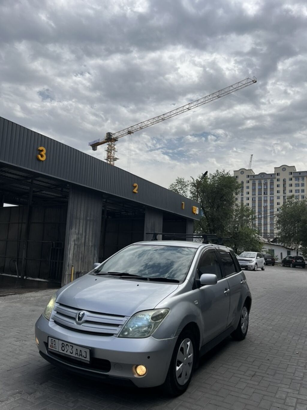 Toyota Ist: 2002 г., 1.5 л, Автомат, Бензин, Хэтчбэк: фото 1