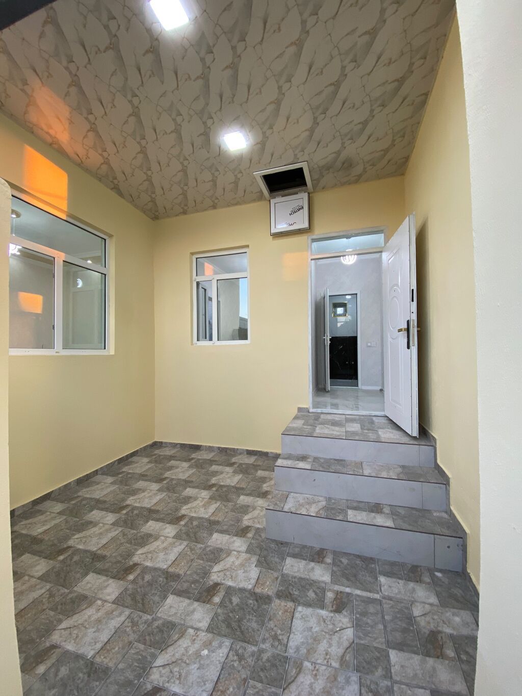2 otaqlı, Yeni tikili, 65 kv. m