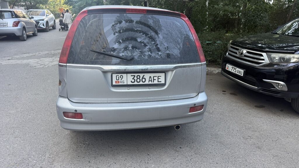 Honda Stream: 2001 г., 2 л, Автомат, Бензин, Универсал: фото 3