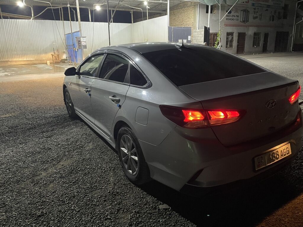 Hyundai Sonata: 2018 г., 2 л, Автомат, Газ, Седан: фото 3