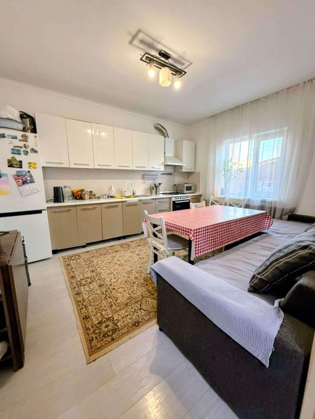 Продается 5-комнатный дом, 93 м², Бишкек, р-н Кантемировская: фото 6