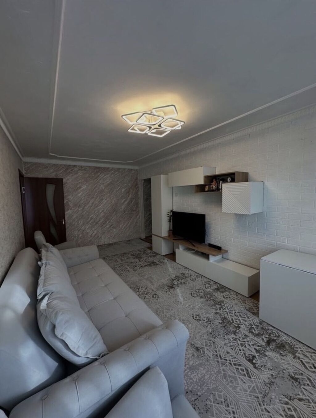 2 комнаты, 48 м², 8 мкр 104 серия, 5 этаж, Свежий ремонт: фото 4