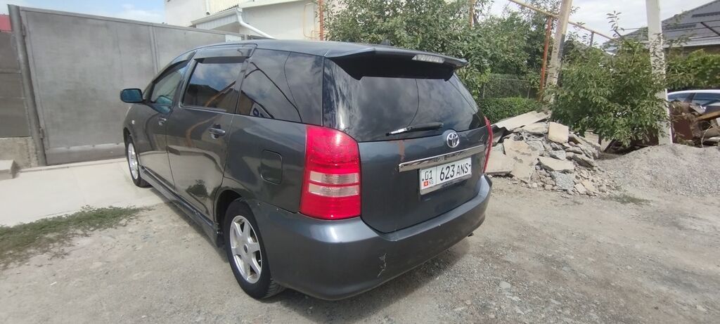 Toyota WISH: 2003 г., Автомат, Бензин, Минивэн: фото 3