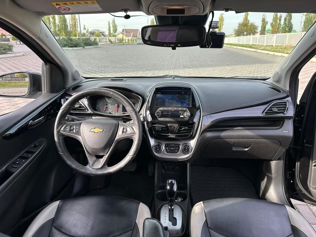 Chevrolet Spark: 2016 г., 1 л, Вариатор, Бензин, Хэтчбэк — фото 5