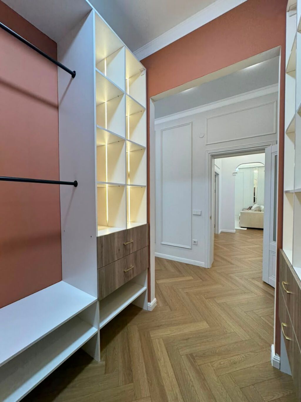 3 комнаты, 73 м², Южная Магистраль Элитка, 14 этаж, Дизайнерский ремонт: фото 4