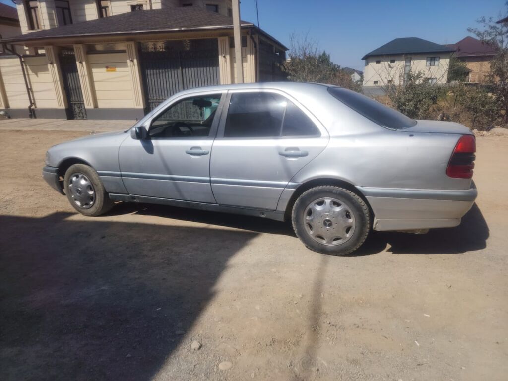 Mercedes-Benz C-Class: 1995 г., 1.8 л, Механика, Бензин, Седан: фото 4