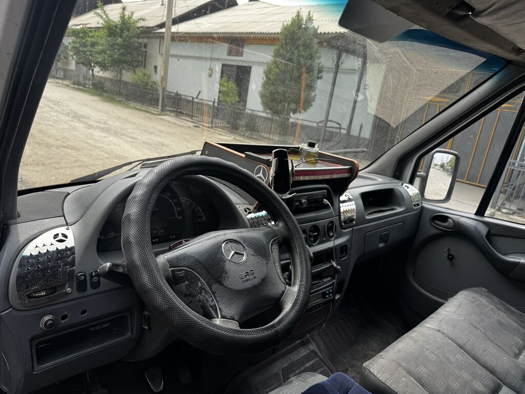 Mercedes-Benz Спринтер: 2005 г., 2.7 л, Механика, Дизель, Фургон: фото 8