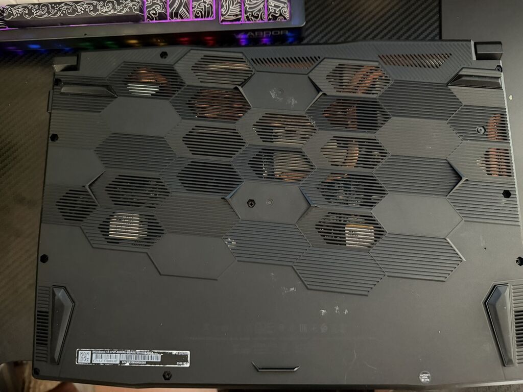 MSI Bravo 15 C7V — игровой/рабочий ноутбук Основные характеристики: фото 5