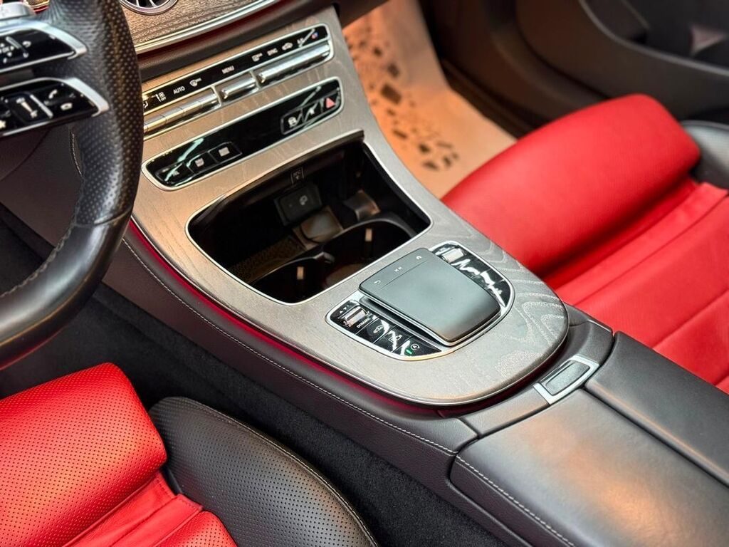 Mercedes-Benz E-Class: 2021 г., 3 л, Автомат, Бензин, Купе: фото 5