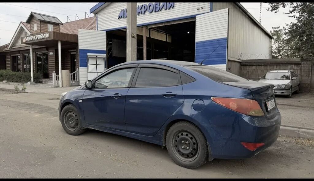 Hyundai Solaris: 2016 г., 1.4 л, Автомат, Бензин, Седан: фото 4