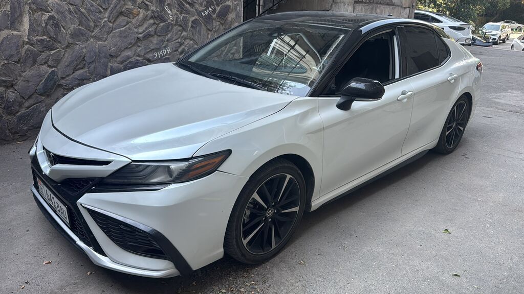 Toyota Camry: 2020 г., 2.5 л, Автомат, Бензин, Седан: фото 5