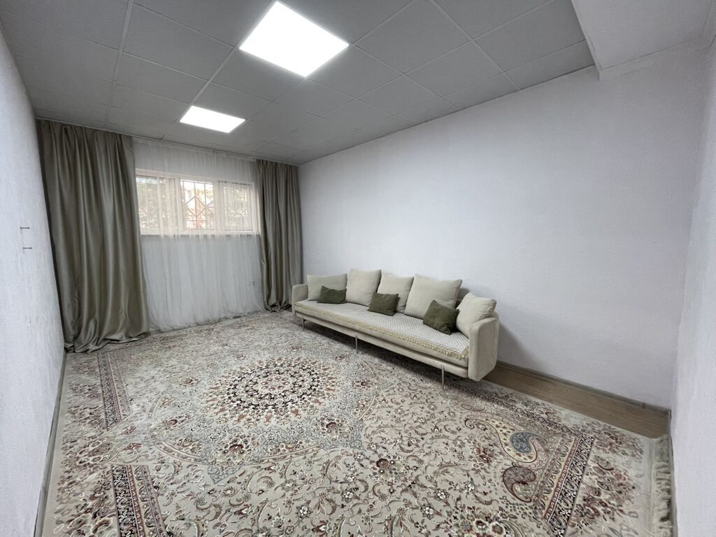 3 комнаты, 80 м², Индивидуалка, 1 этаж, Косметический ремонт: фото 1