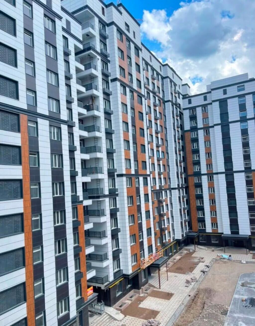 Продам 3-комн. квартиру, 93 м², ЖК Эмель: фото 3