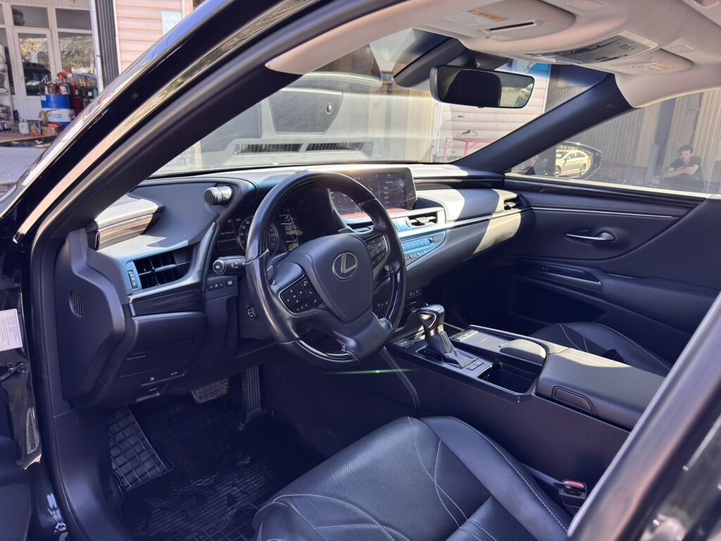 Lexus ES: 2019 г., Автомат, Седан: фото 8