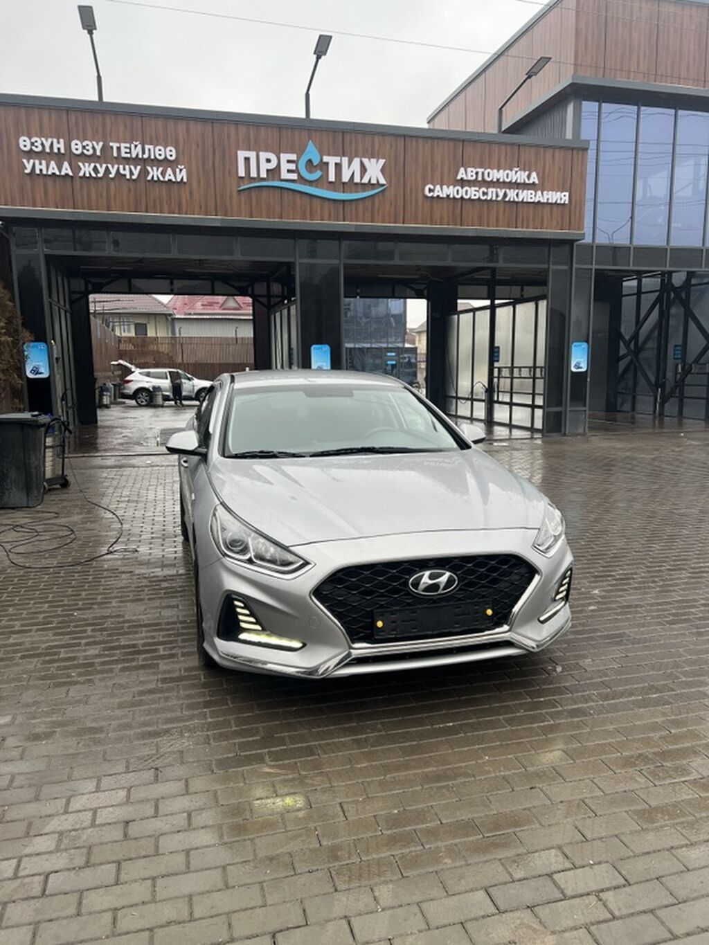 Hyundai Sonata: 2023 г., 2 л, Автомат, Газ, Седан: фото 2