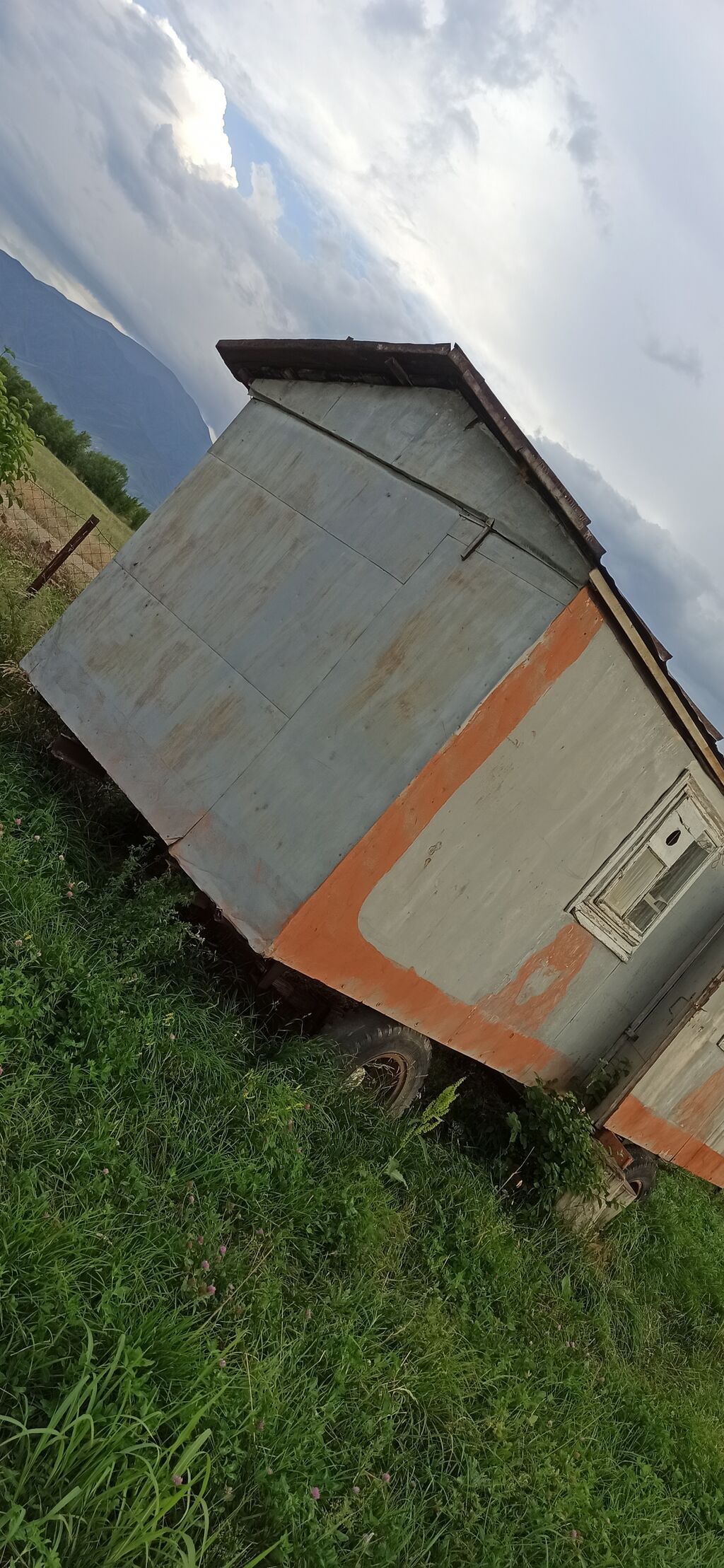 Передвижная бытовка/вагончик на колёсах, Домик Срочно продаю: фото 1
