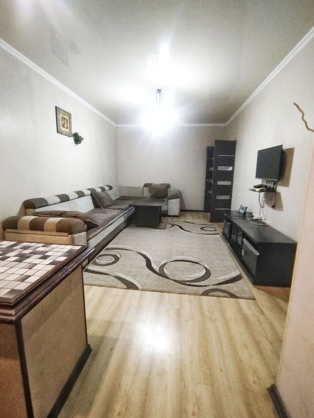 3 комнаты, 70 м², Аламедин-1 мкр 105 серия, 1 этаж, Евроремонт: фото 2