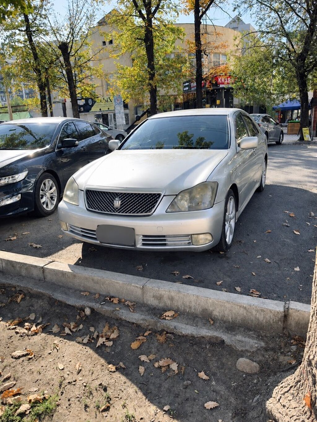 Toyota Crown: 2004 г., Автомат, Бензин, Седан: фото 1