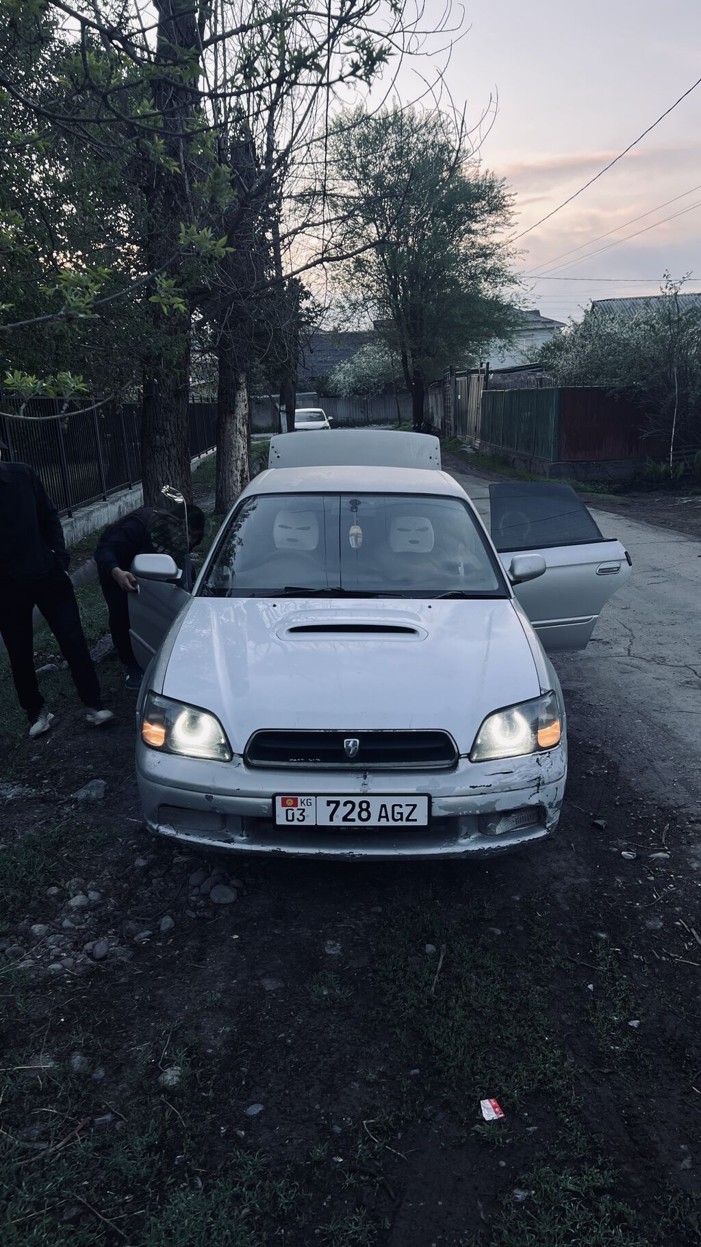 Subaru Legacy: 2000 г., 2 л, Автомат, Газ, Седан: фото 2