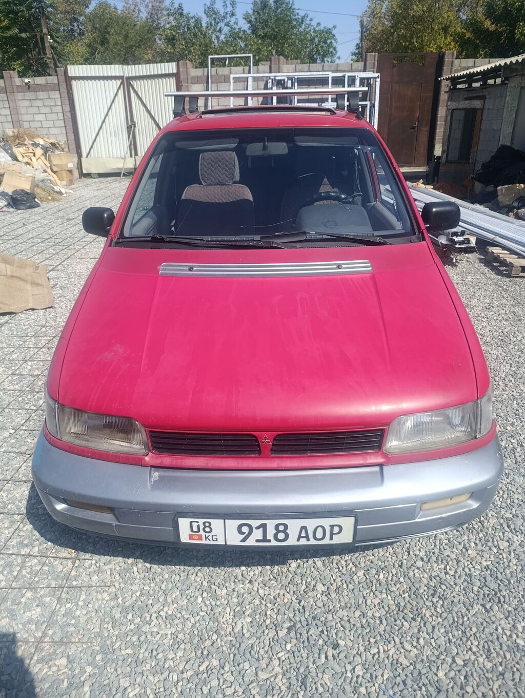 Mitsubishi Space Runner: 1991 г., 1.8 л, Механика, Бензин, Минивэн: фото 7
