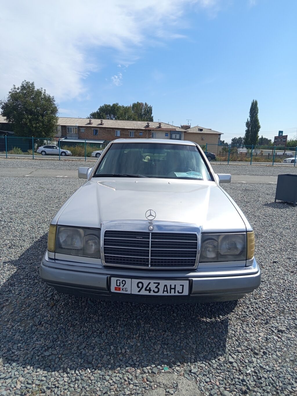 Mercedes-Benz W124: 1993 г., 2 л, Механика, Газ, Седан: фото 6