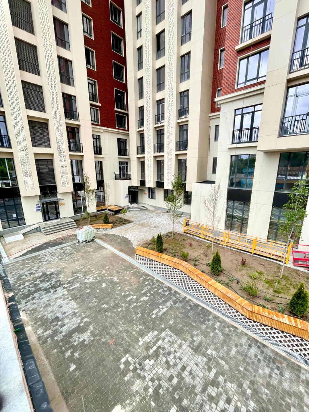 2 комнаты, 80 м², Элитка, Таш-Рабат ТРЦ Элитка, ПСО (под самоотделку): фото 3