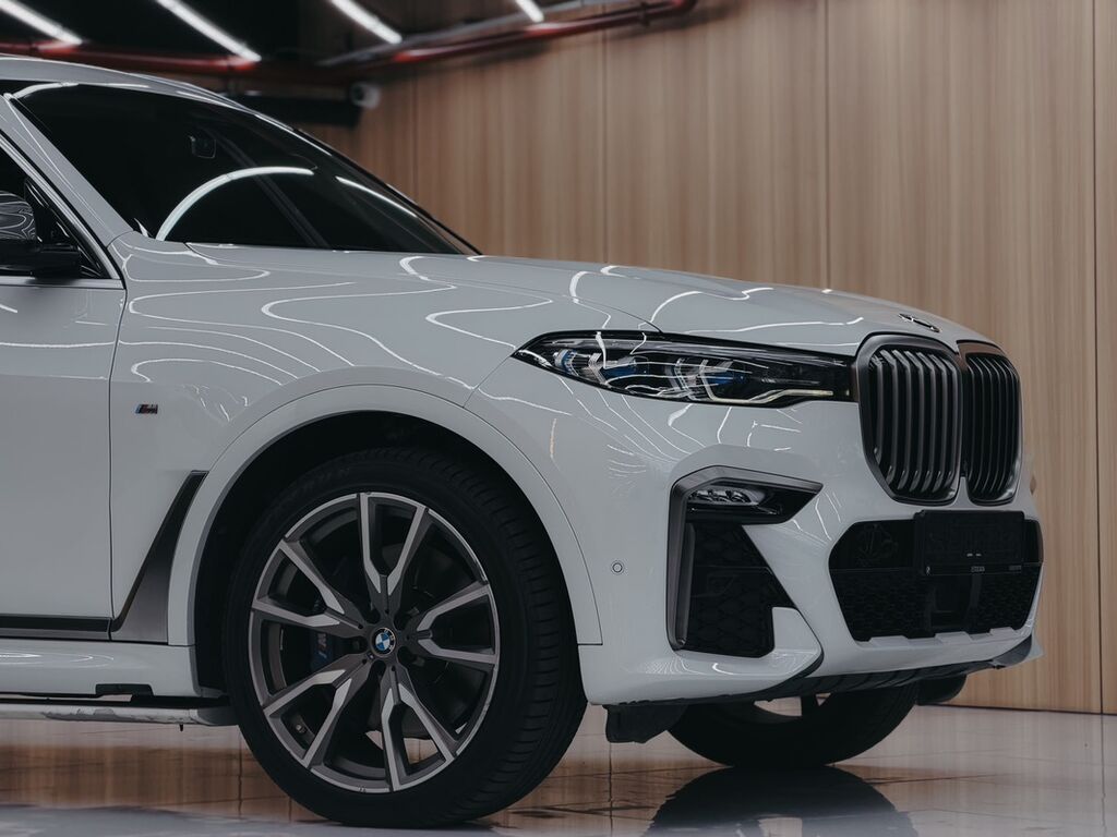 BMW X7: 2020 г., 4.4 л, Автомат, Бензин, Внедорожник: фото 4