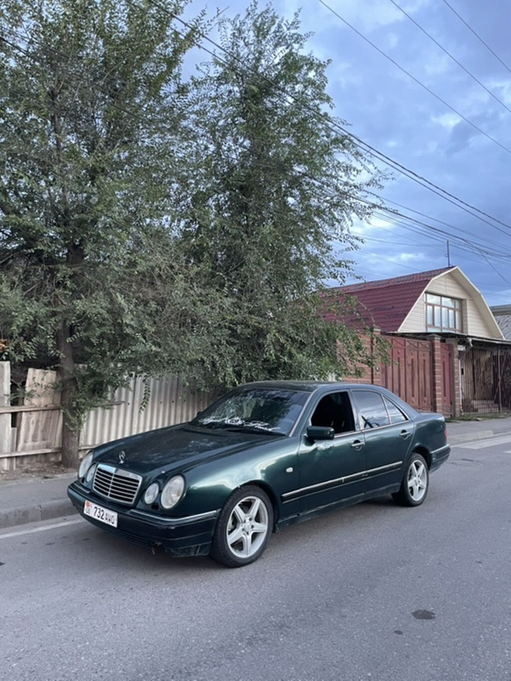 Mercedes-Benz E-Class: 1998 г., 2.4 л, Механика, Бензин, Седан: фото 2