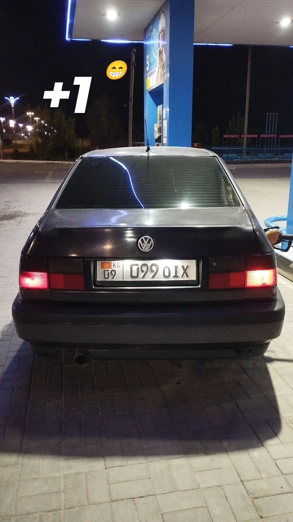 Volkswagen Vento: 1992 г., 2 л, Механика: фото 3