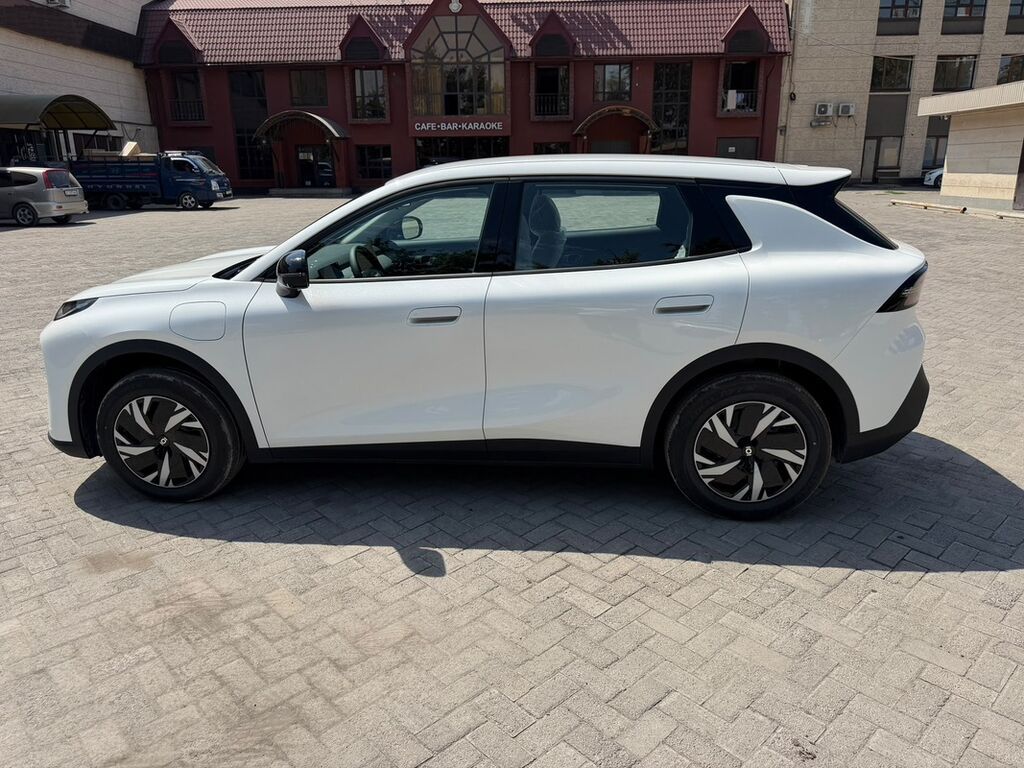 Changan Qiyuan Q05: 2026 г., 0.1 л, Электромобиль, Кроссовер: фото 2