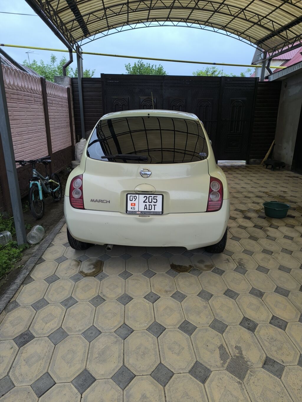 Nissan March: 2003 г., 1.3 л, Автомат, Бензин, Хэтчбэк: фото 5