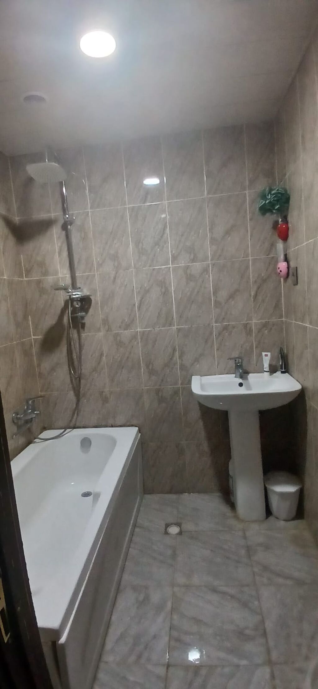 3 otaqlı, Yeni tikili, 75 kv. m