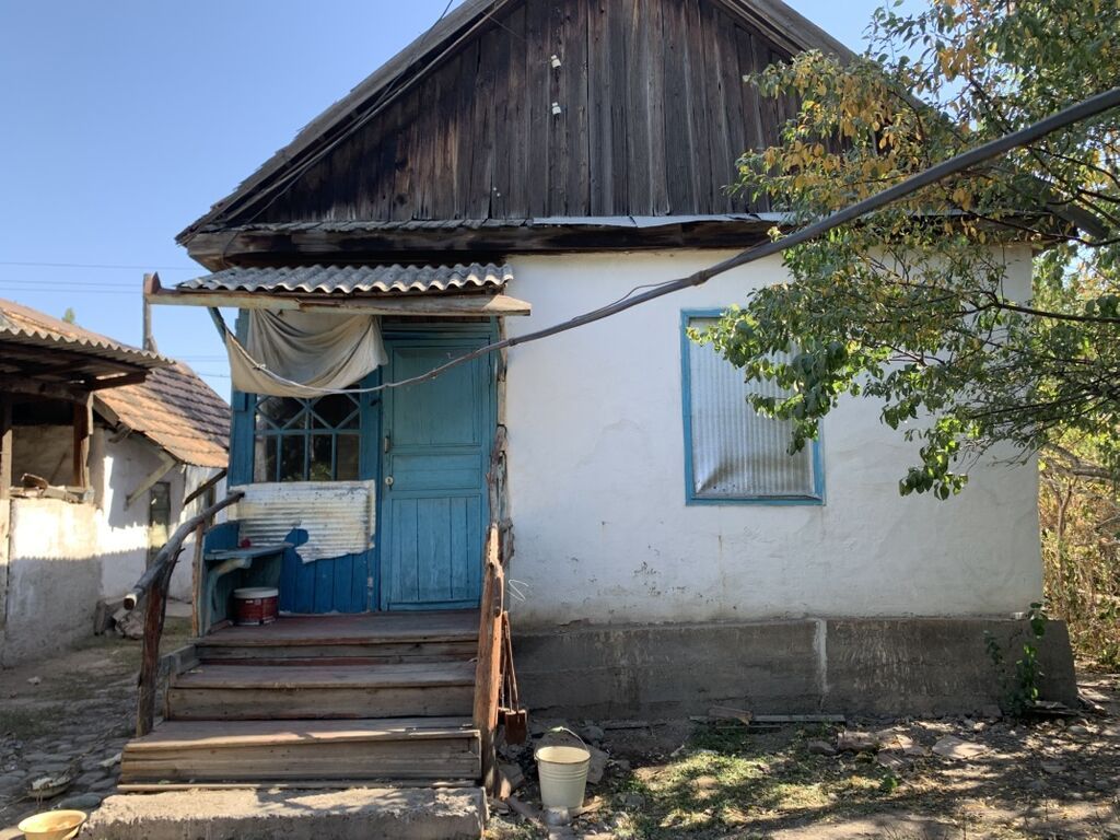 2 комнаты, 54 м², 6 соток, Кара-Балта, Собственник: фото 2
