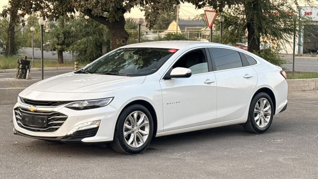Chevrolet Malibu: 2019 г., 1.3 л, Вариатор, Бензин, Седан: фото 3