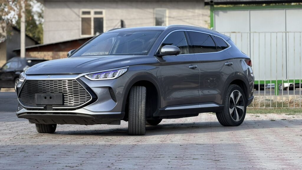 BYD Song Plus: 2022 г., 1.5 л, Автомат, Электромобиль, Кроссовер: фото 1