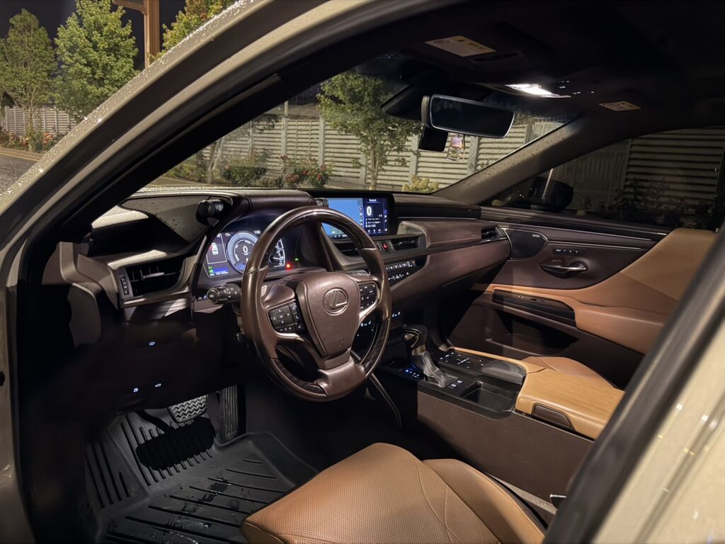 Lexus ES: 2019 г., 2.5 л, Вариатор, Гибрид, Седан: фото 8
