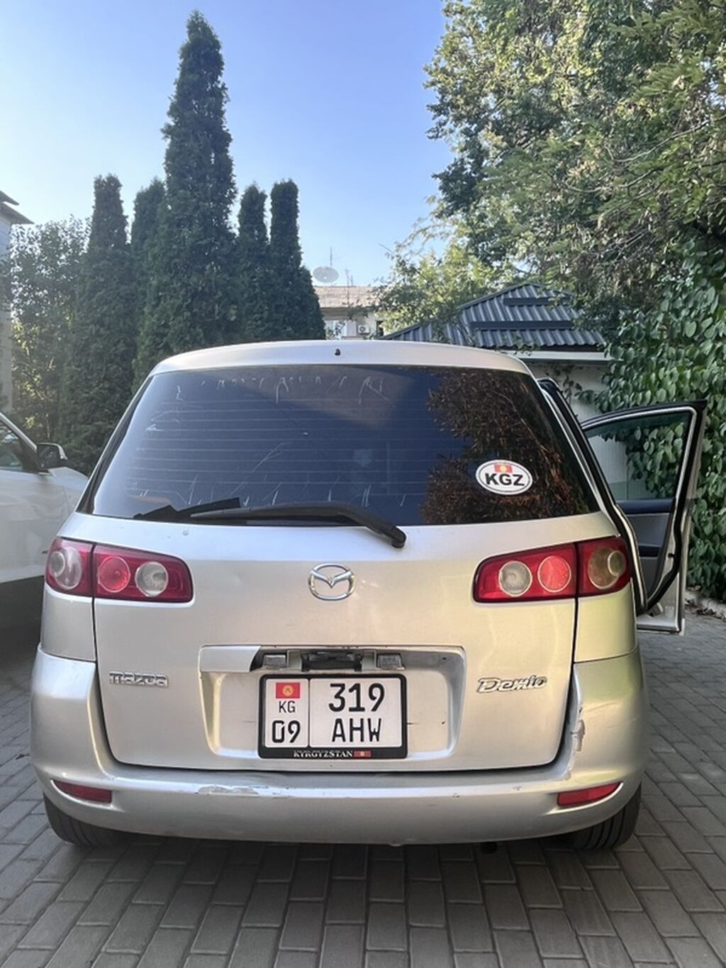Mazda Demio: 2004 г., 1.3 л, Автомат, Бензин, Хэтчбэк: фото 3