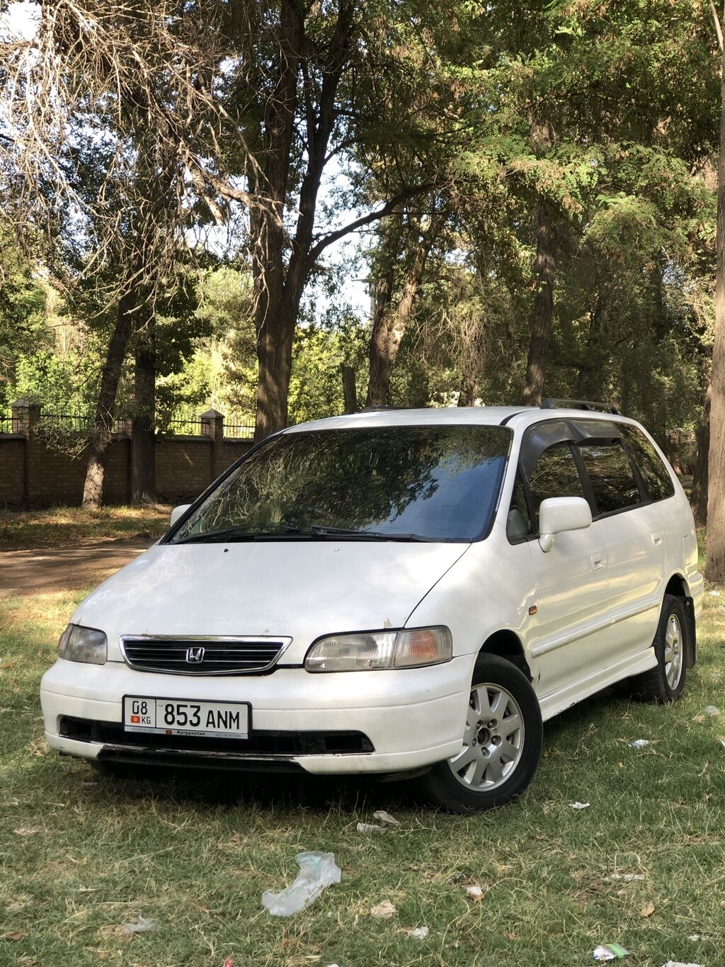 Хонда Одиссей 1 поколение. Хонда Одиссей 1999. Honda Odyssey 1999. Ниссан Одиссей 1999.