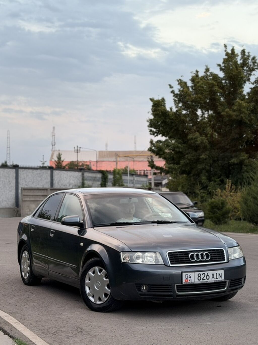Audi A4: 2002 г., 2 л, Автомат, Бензин, Седан: фото 2