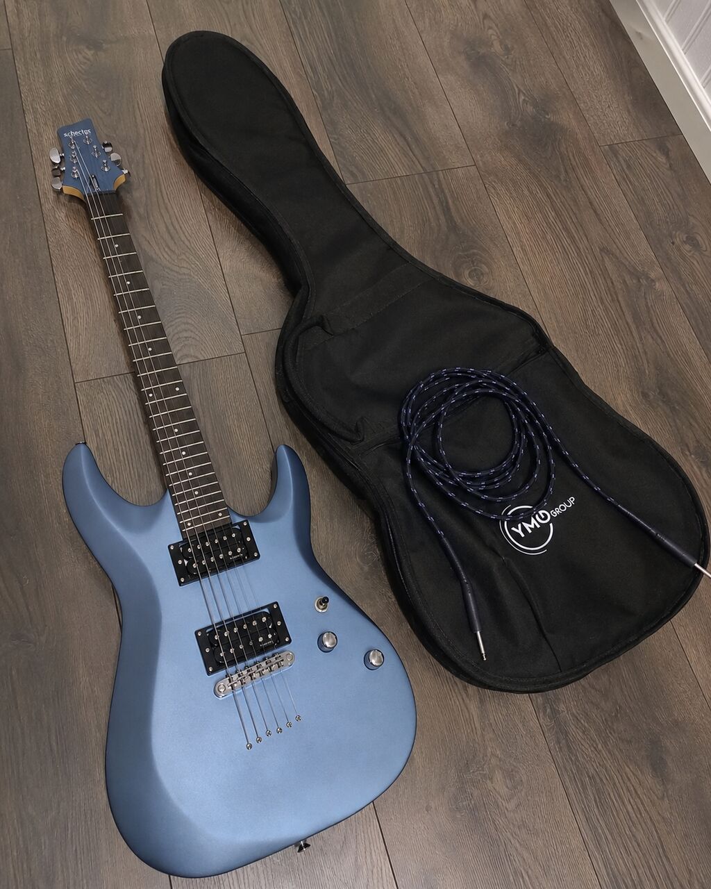 Schecter C-6 Deluxe + Roland Cube-10GX Продаю электрогитару и комбик: фото 2