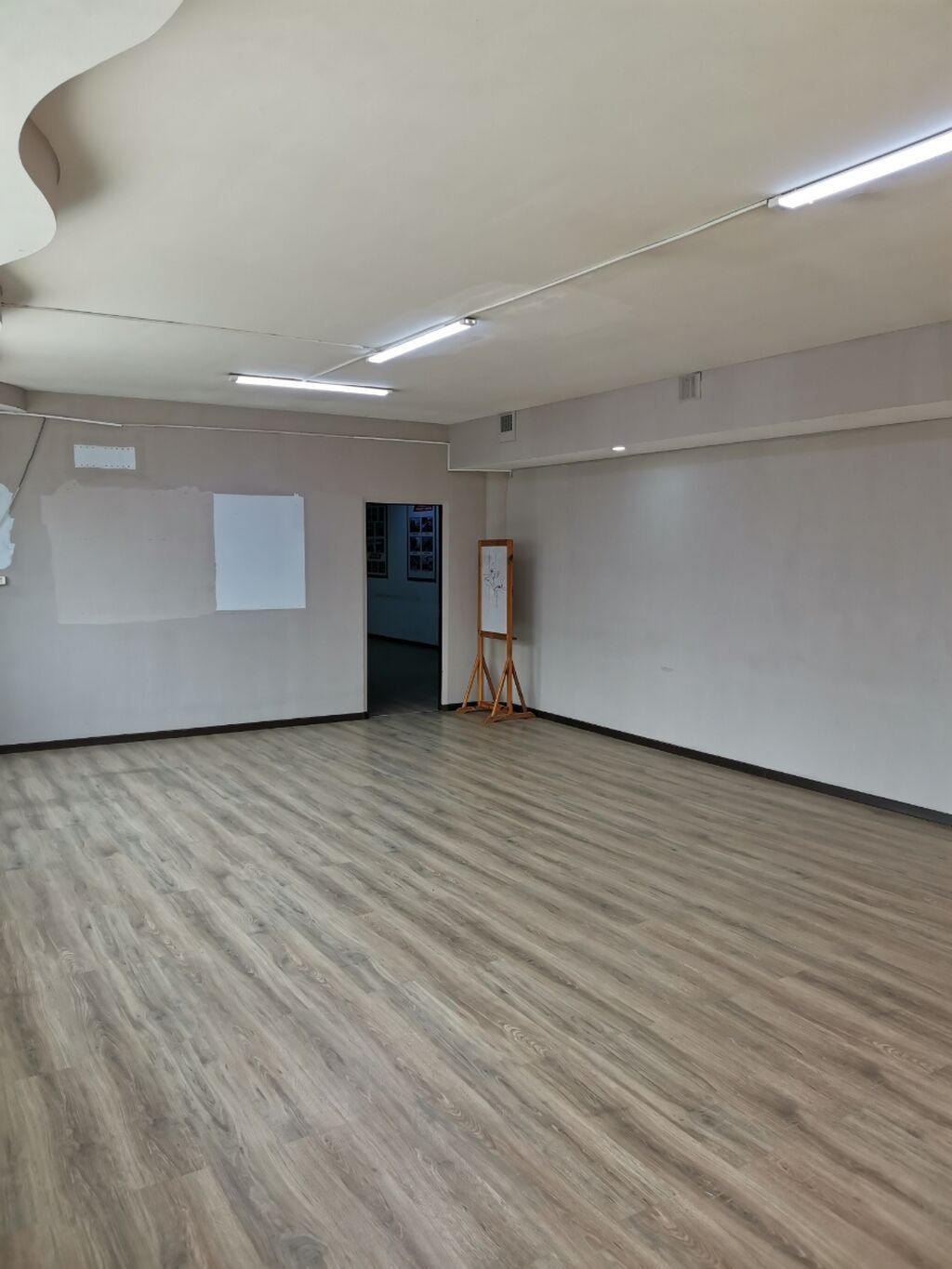 СДАЁТСЯ КОММЕРЧЕСКОЕ ПОМЕЩЕНИЕ 280 м² Карпинка / Московская —: фото 2