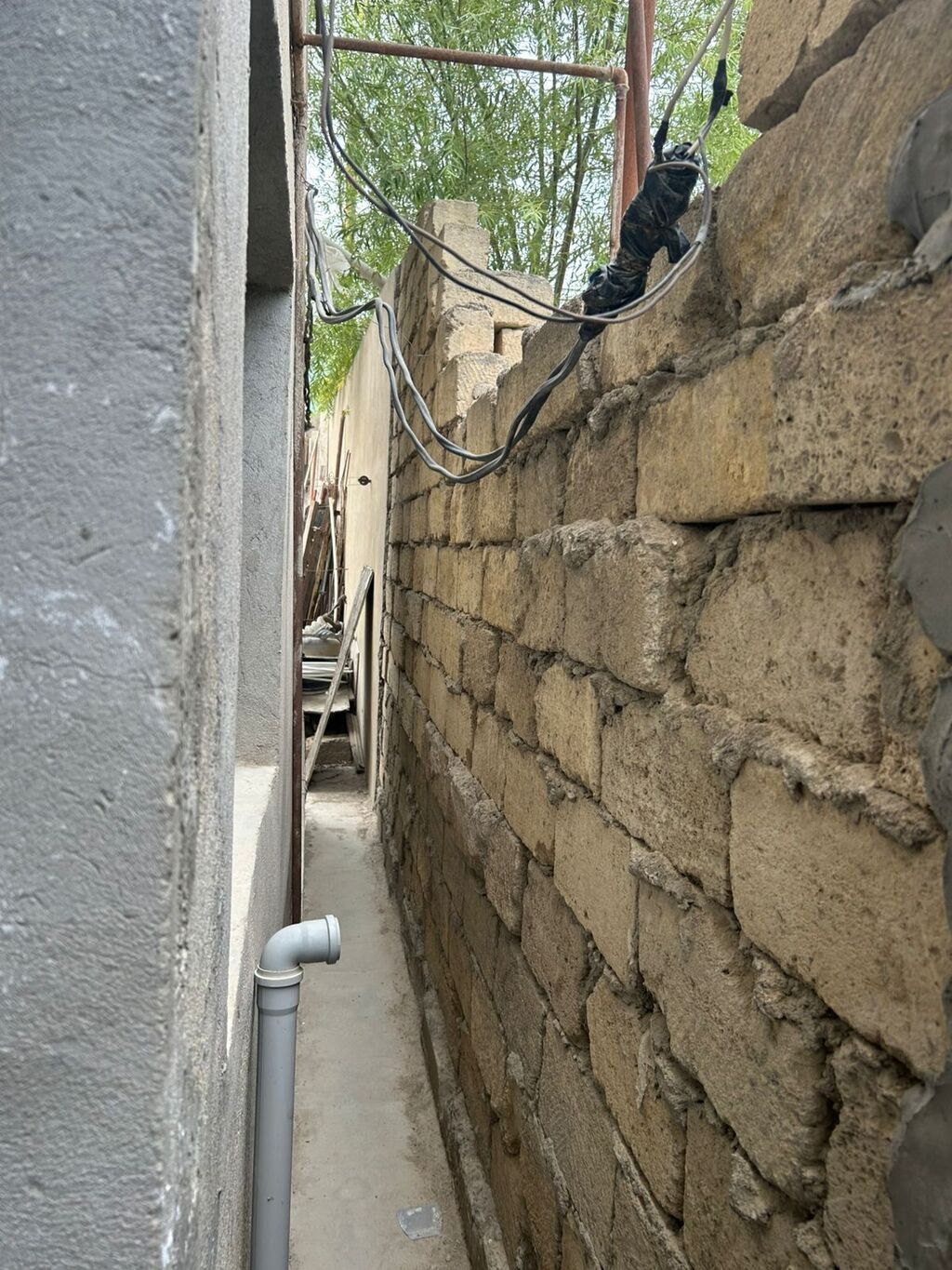 60 kv. m, 2 otaqlı, Kombi, Qaz, İşıq