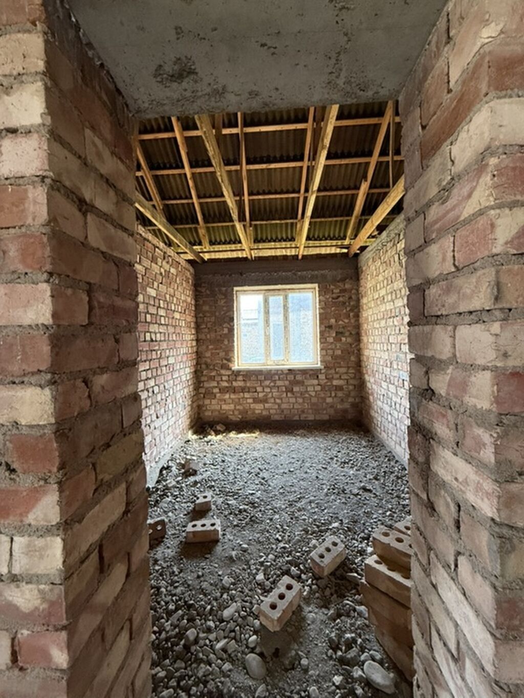 Продаётся дом с участком Адрес: ж/м Оскон Ордо 4 комнатный: фото 8
