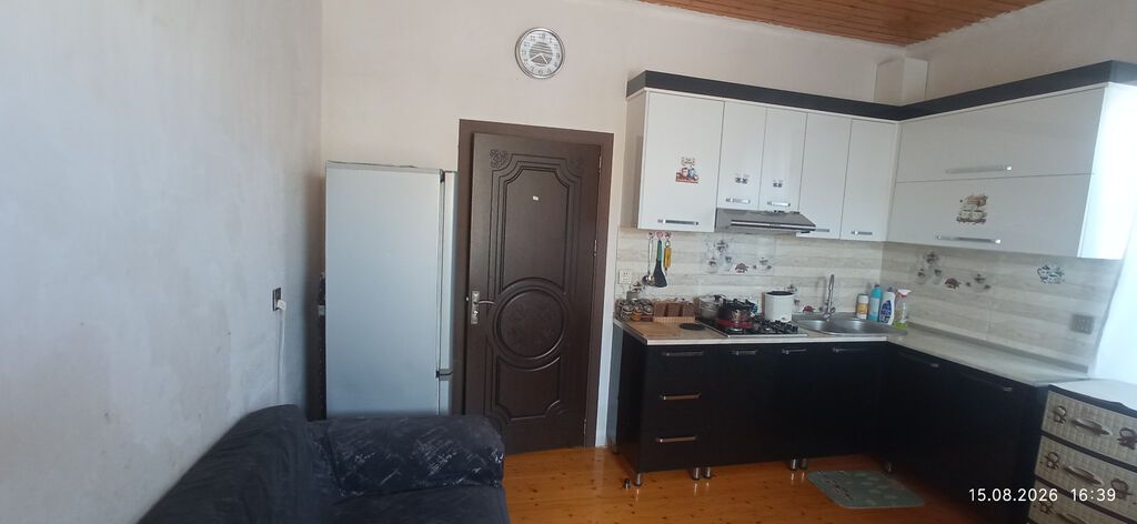 4 otaqlı, 132 kv. m, Yeni təmirli
