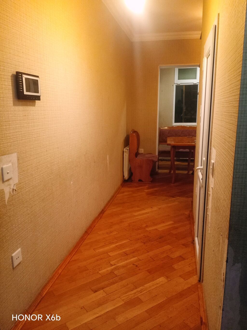 Bakı, Köhnə Günəşli, 3 otaqlı, Köhnə tikili, m. Həzi Aslanov, 75 kv. m