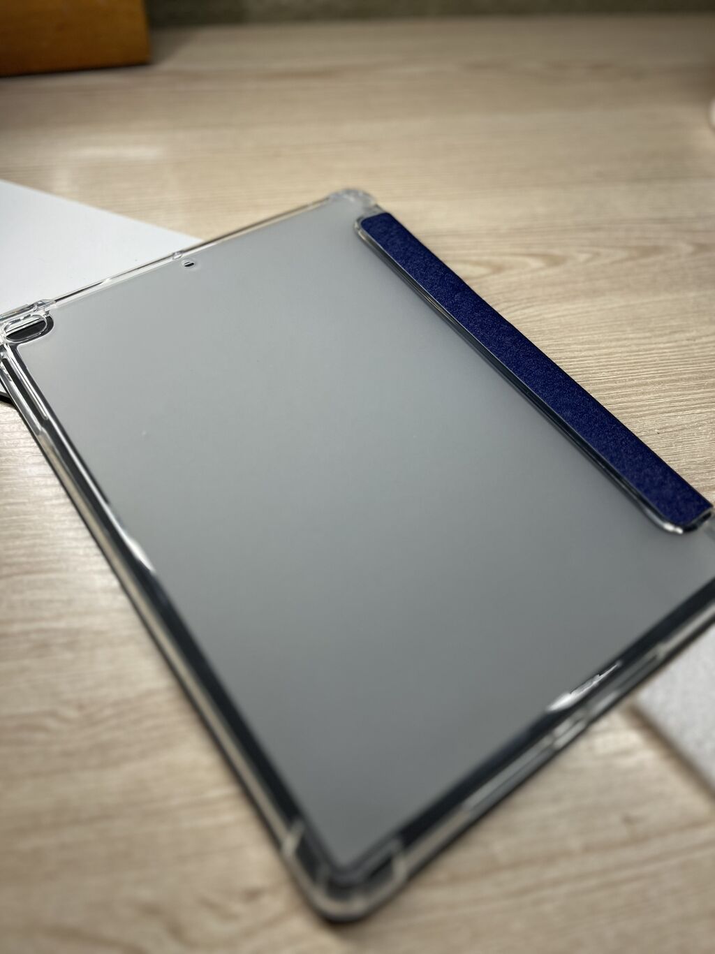 Продаю чехол на iPad 10 чехол абсолютно новый, отличного качества: фото 3